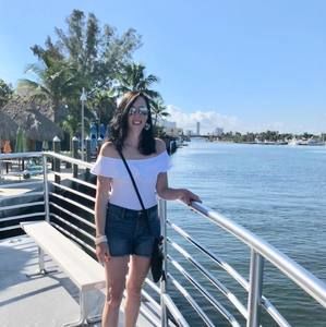 Meet your Posher, Annick